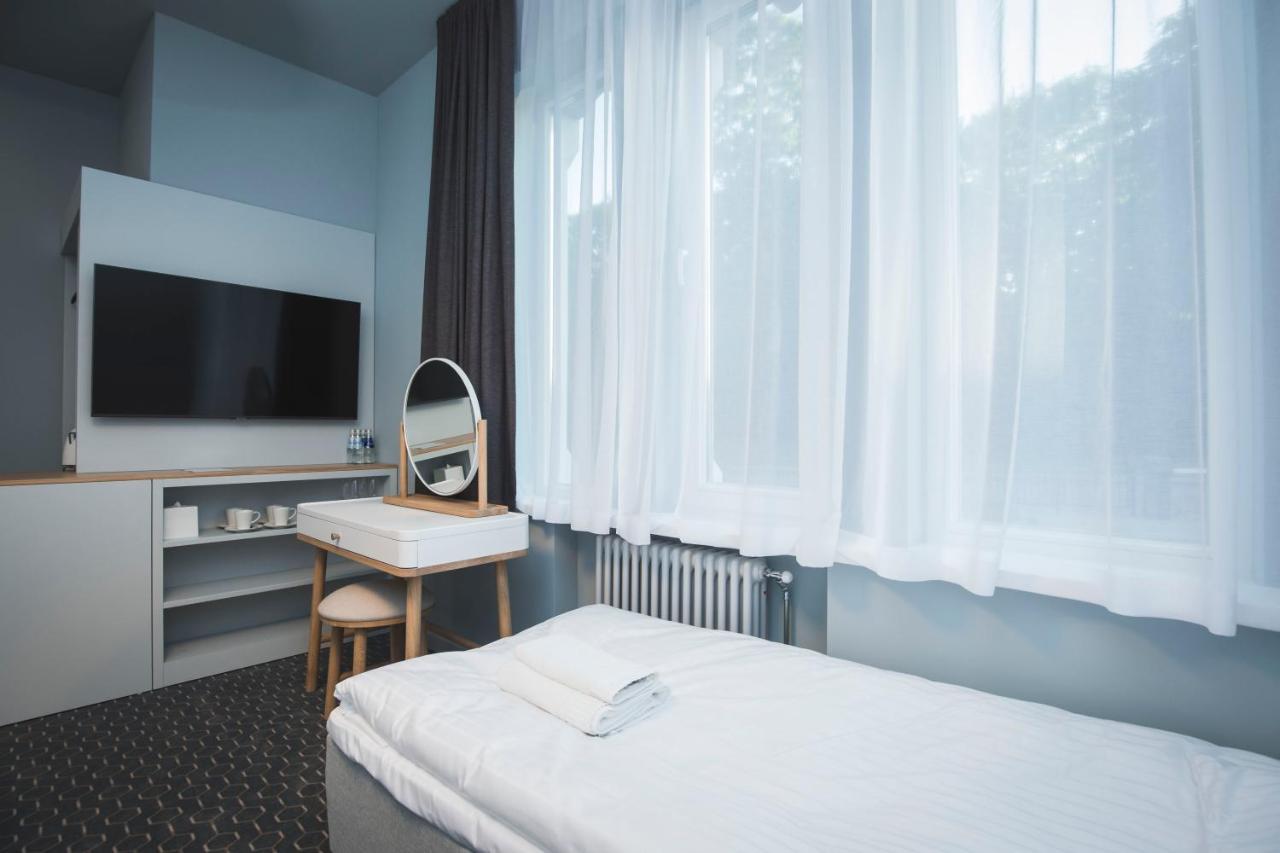 Roze Park Rooms Лиепая Экстерьер фото