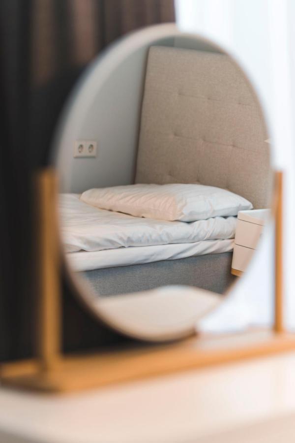 Roze Park Rooms Лиепая Экстерьер фото